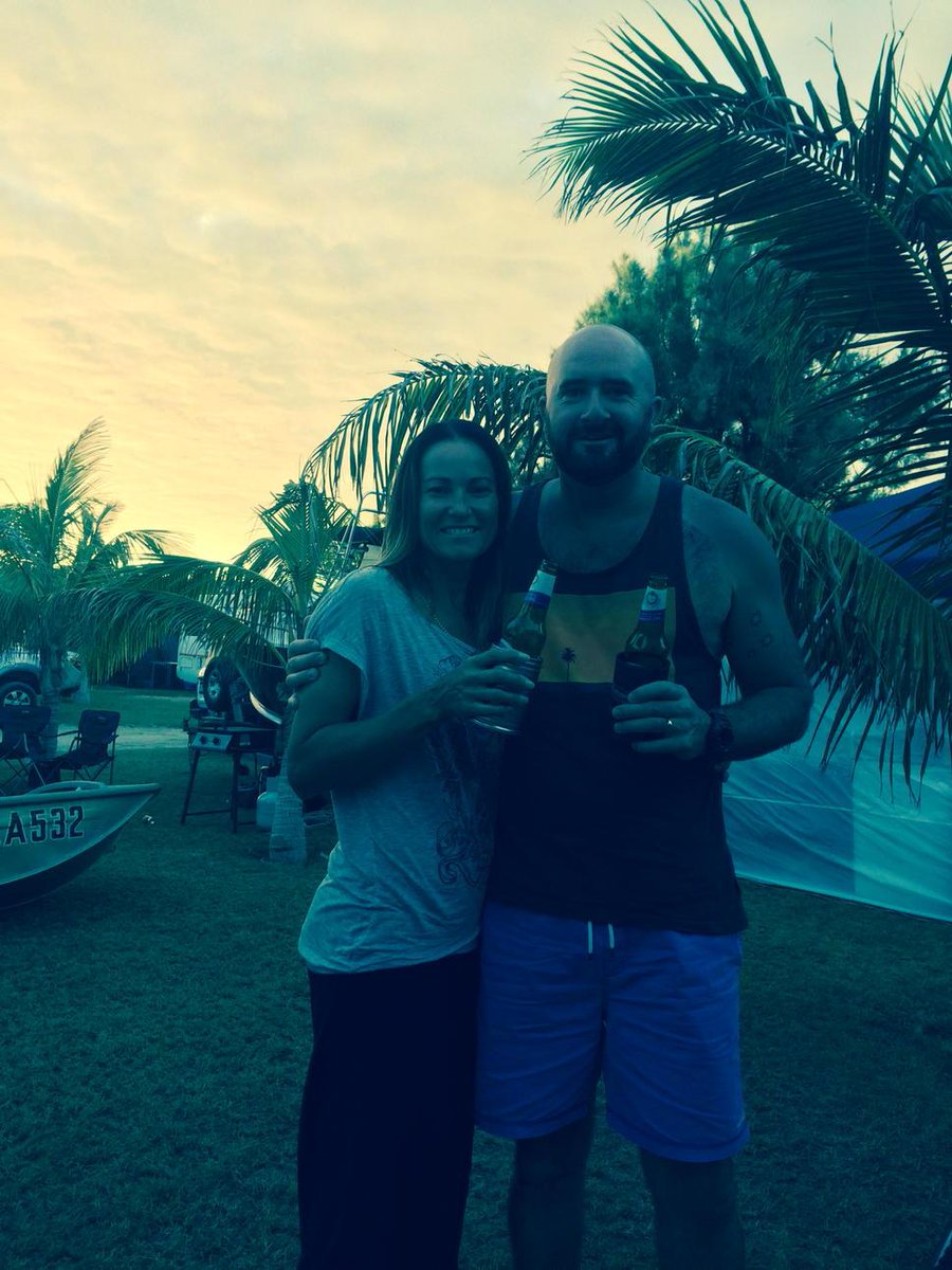 mfozz74's tweet photo. @Piesman74 @LisaSnell74 One thing missing.......................... #THESNELLS #coralbay http://t.co/tyTfCBJDrH