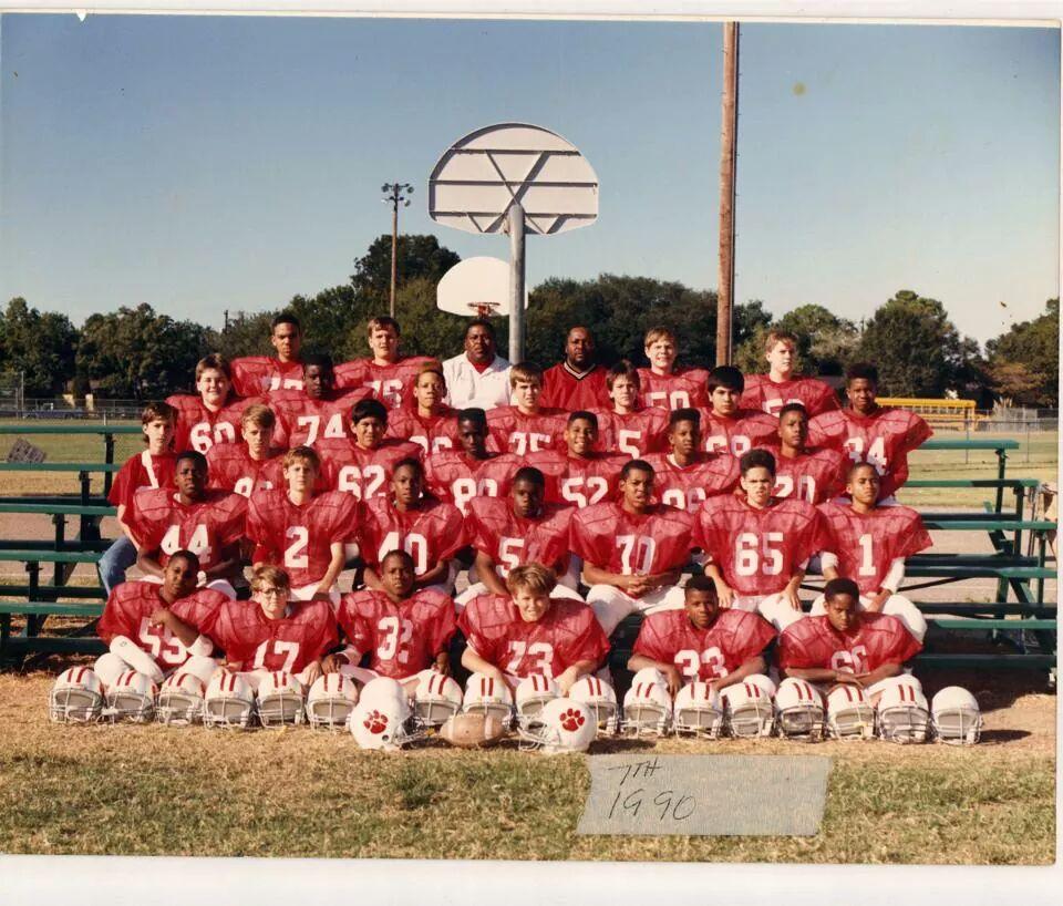 hardcorespin's tweet photo. Good Morning @FOX26Michelle @TheRitaGarcia @Fox26Mike it's #FlashBackFriday #PershingMiddleSchool #GloryFitness #1990 http://t.co/mXPryFzlSf