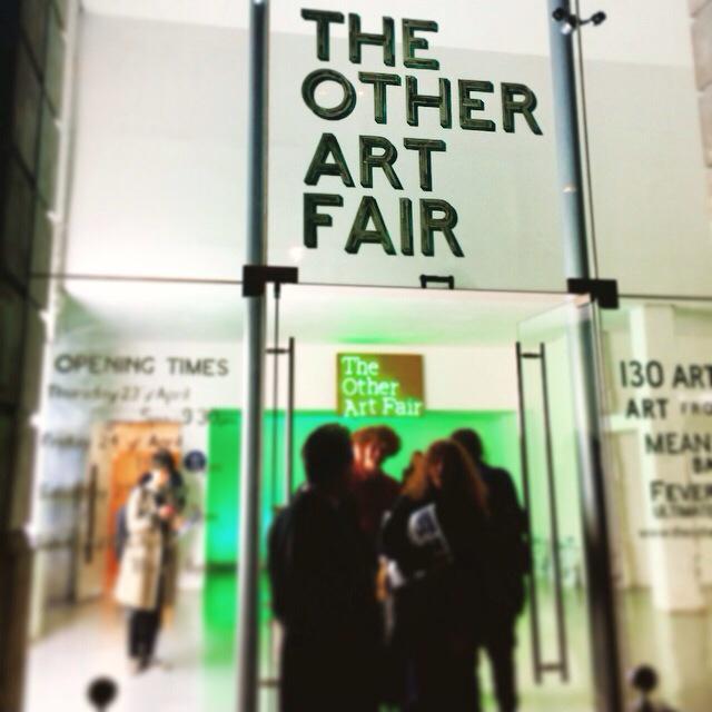 PhoebeVBradford's tweet image. Lots going on @TheOtherArtFair PV last night - be sure to visit the fair this weekend! #TheOtherArtFair #art #Holborn