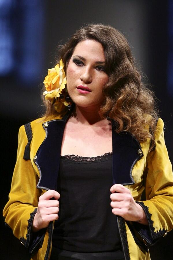 @LauraGallegoC ASISTE HOY PRESENTACIÓN D #RONDAROMÁNTICA PALACIO D CONGRESOS 20 H DIRÁ COMO SERÁ #LUNADERONDA 16 MAYO