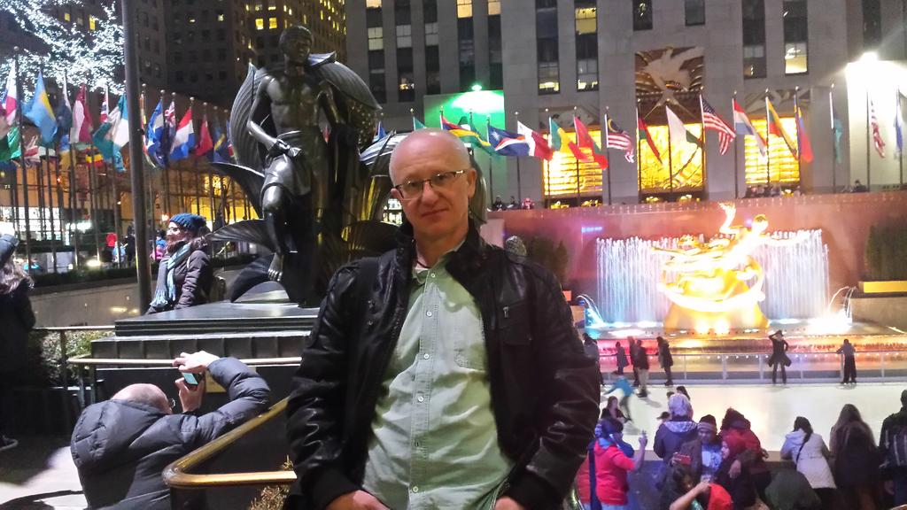 NorbertMarchew1's tweet image. Rockefeller Center