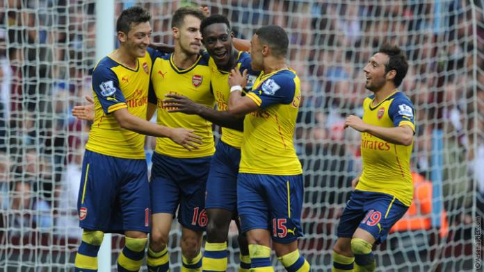 AarsenaI's tweet photo. .@Arsenal will provide Muslim fans attending Wembley with yellow hijab's.  #YellowRibbonYellowHijab  http://t.co/IrotAR2jPu