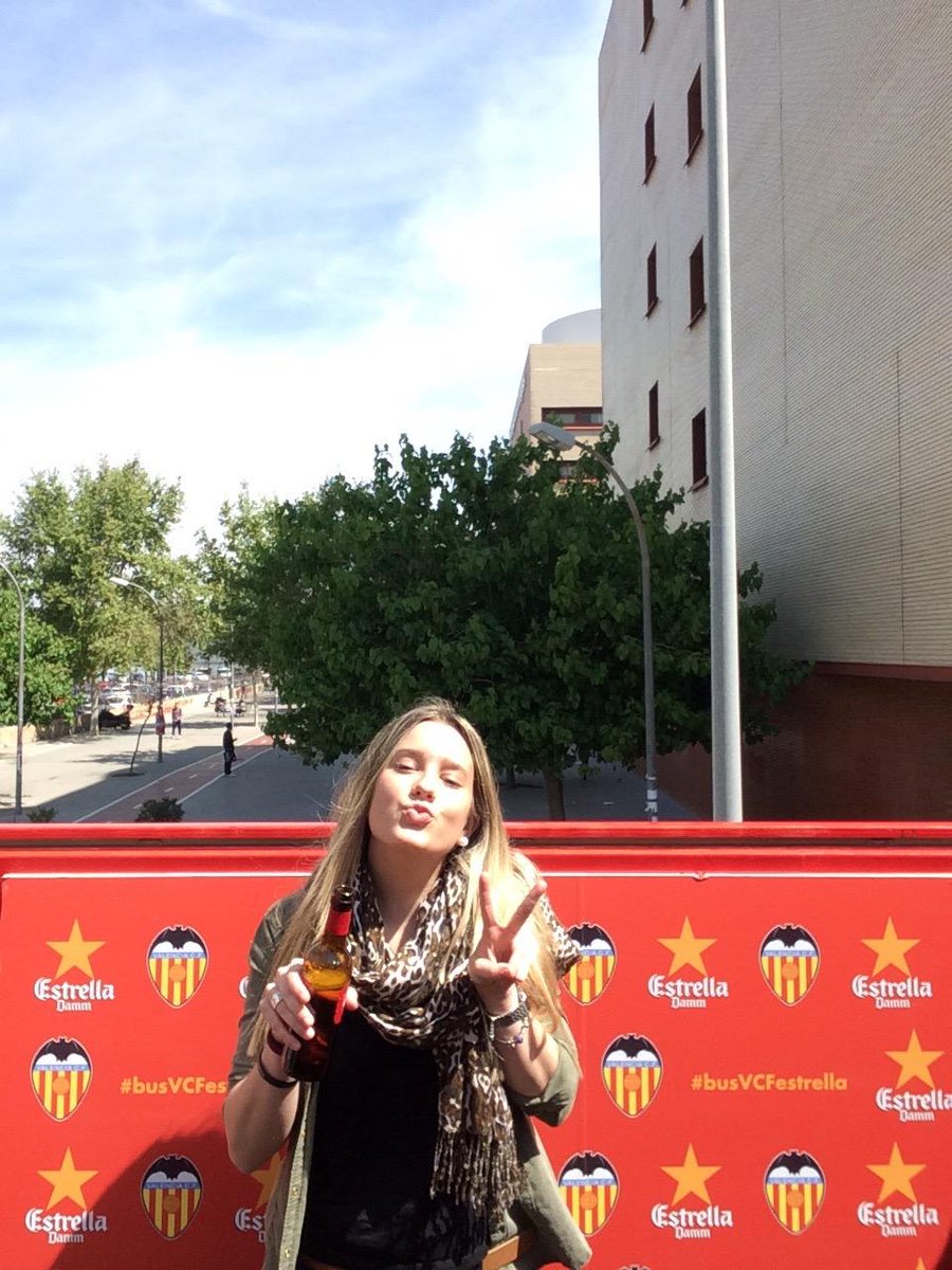 busVCFestrella's tweet photo. @valenciacf @EstrellaDammEs #busVCFestrella @msandoval_95 http://t.co/VbH2VO7JGK