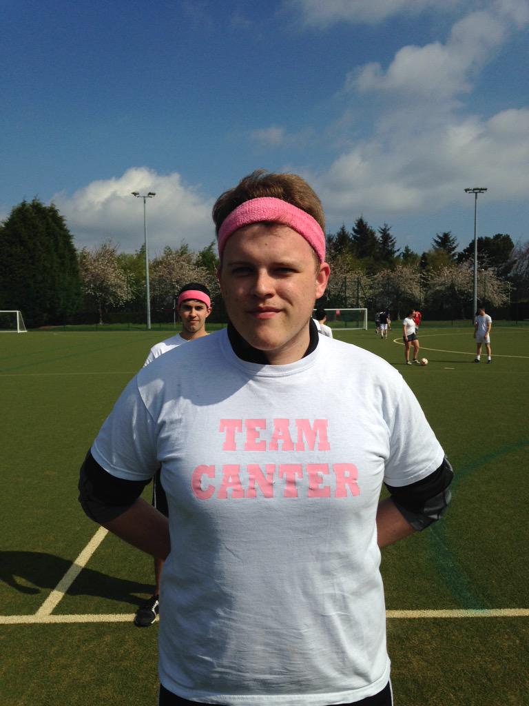 MDCCCXXXVI's tweet photo. Player manager Alex 'the Shredder' Miller feels good about winning today. Any comments @mlyallp? #KKSixes http://t.co/gsTqRTxqw2