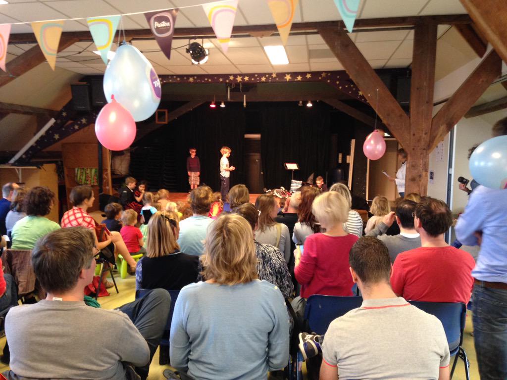 Hooggeëerd publiek! Afsluiting thema 'talent'<a href="/VierKeerWijzer/">Marco Bastmeijer</a> groep 3