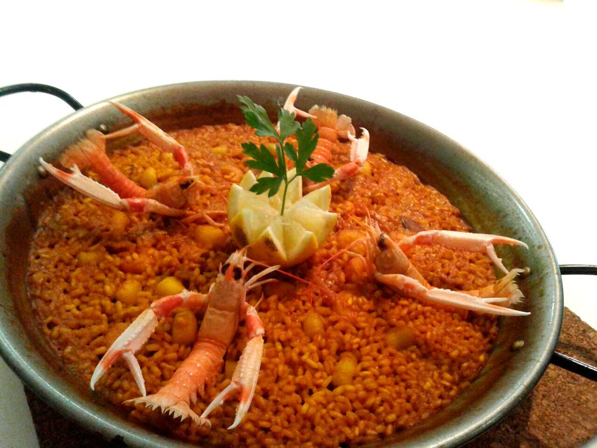 riceandtapas's tweet photo. Arrocito de viernes!! :) Te vienes a comer?. http://t.co/pVqadjQ8iD