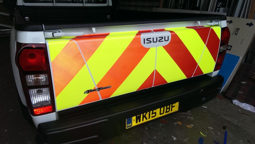 CornwallSigns's tweet photo. Reflective #vehiclelivery complete for @HawkinsMG http://t.co/SpuHxP8fAm