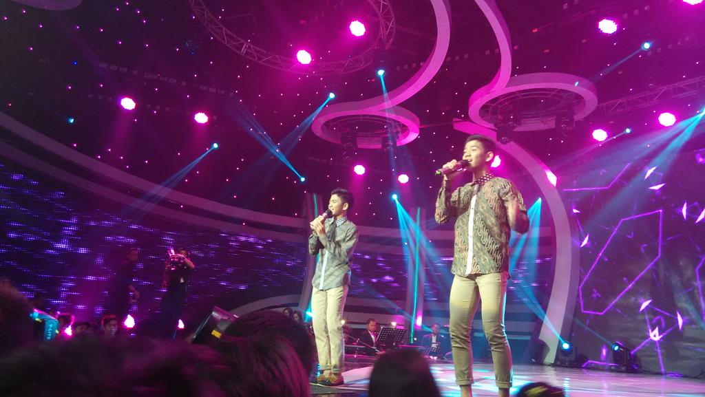 Indosiar's tweet photo. Ada duta #DAcademy2 juga nih, mana suara fansnya @DA2_Ridho @DA2_Rizki ? http://t.co/0BrZ6Uq75i