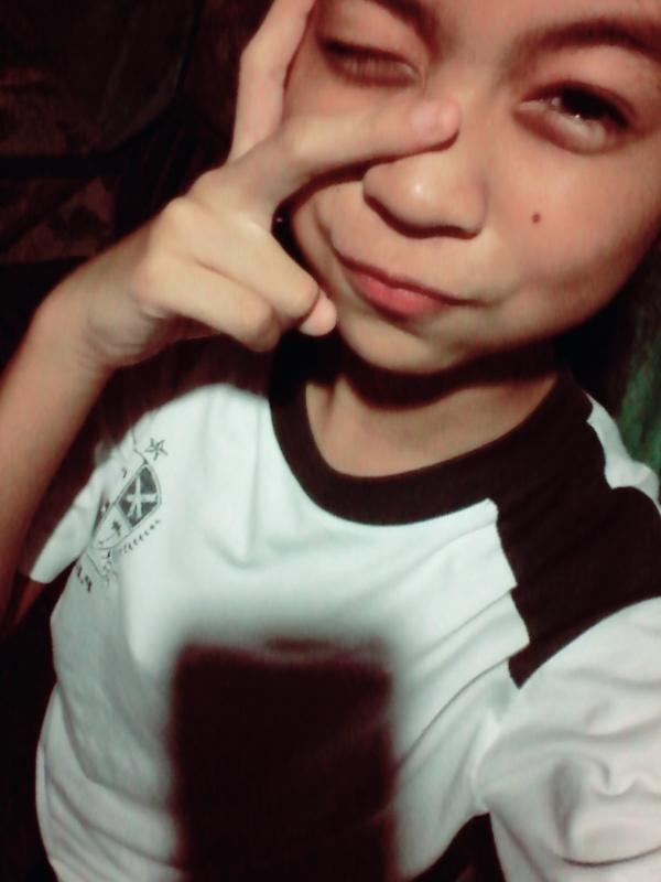 ItsLyrieG's tweet photo. Fake 💔
#tears 😢
#eyebug👊 http://t.co/IK5j27AQM4