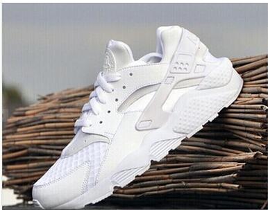 TodoRopaMadrid's tweet photo. Nike huarache 55€ (mas modelos) http://t.co/oshRU9pQUl