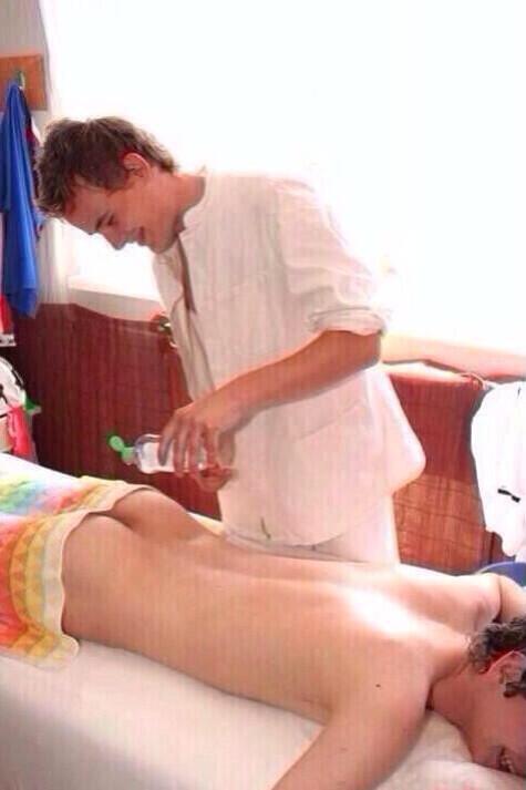 #مساج
للحجز للقصيم خاص.