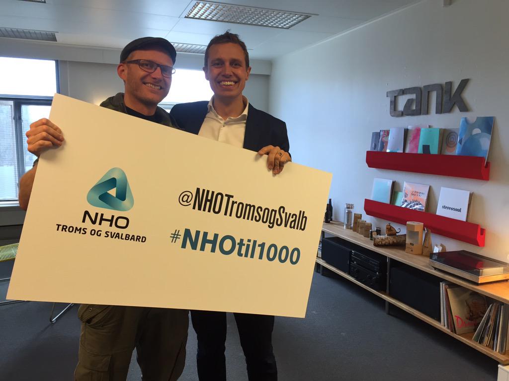 NHOArktis's tweet photo. Og der var vi (nesten) i gang! Tyvstart på 50 bedrifter på 5 dager. @tanktromso @cchramer #nhotil1000 @NHO_no http://t.co/tYJNuVwVtg