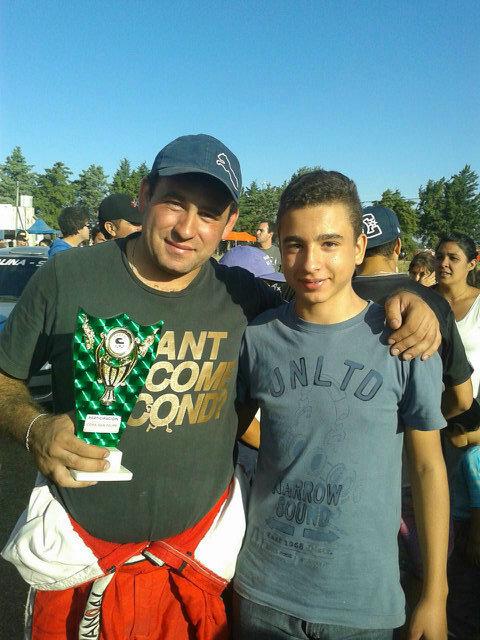 MatiasMirabile's tweet photo. Los apoyos mutuos @nicomirabile_13 http://t.co/ifH1HoOCXC