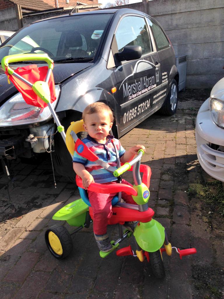 Helping Daddy <a href="/MarshallAbram/">Marshall Abram</a> #hugopos in training 😍