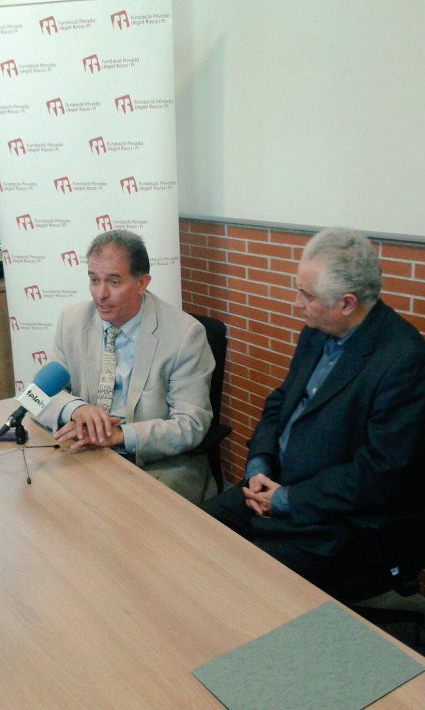 JCallauBartoli's tweet photo. Atenent M comunic. conveni Projecte insercio ANGELS  rehabilit  habitatges @AjSantAdria @fitreball @FUNDACIOROCAIPI http://t.co/7xCKEaQkEz