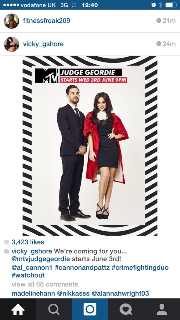 iamreecegiles's tweet photo. @CharlieGregory4 @CharlieLGray THIS... http://t.co/2FxxPDTr3Y