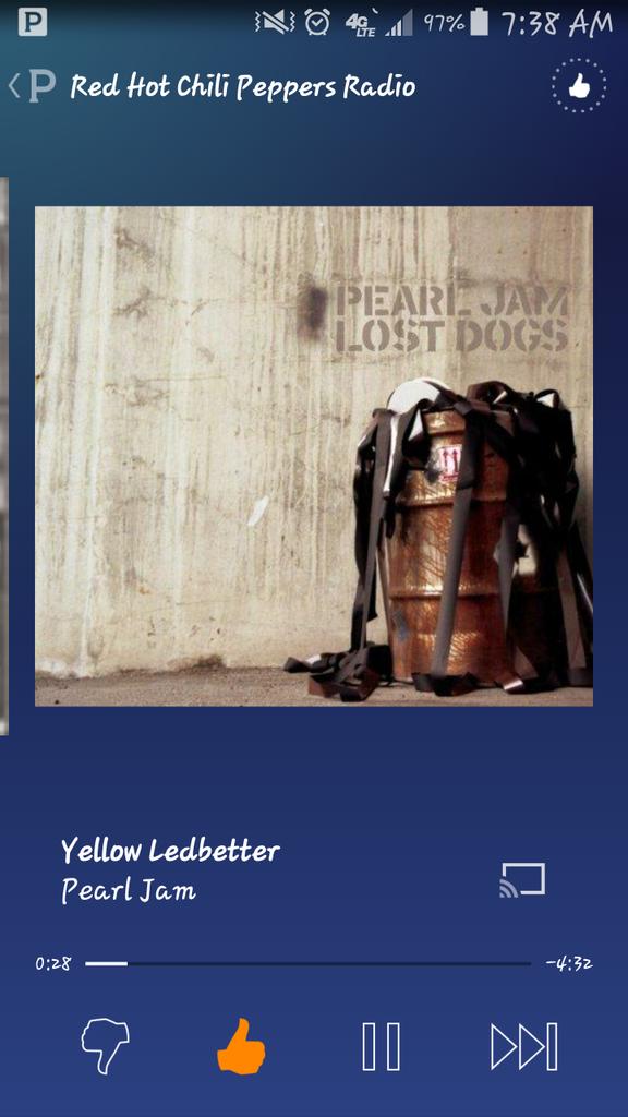 jmhazel1992's tweet photo. Good way to start a friday. http://t.co/XiahlvZCER