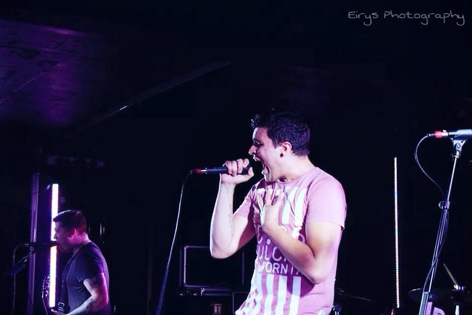 Who's coming tonight?!