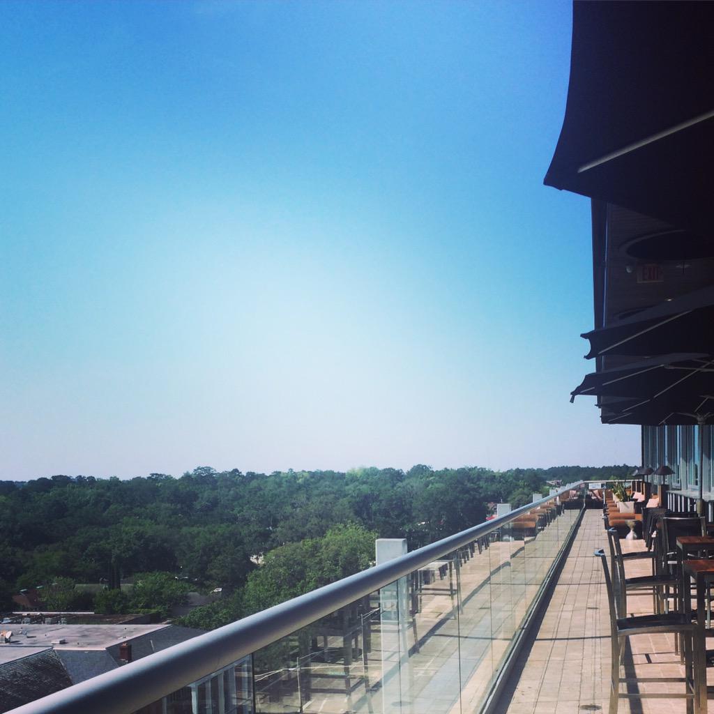 Level8Lounge's tweet photo. Tonight 6-9pm come see the Carlos Odria Trio on the #rooftop! @odriacarlos #IHeartTally #tallyspring #tallahassee http://t.co/sBjlyI00vv