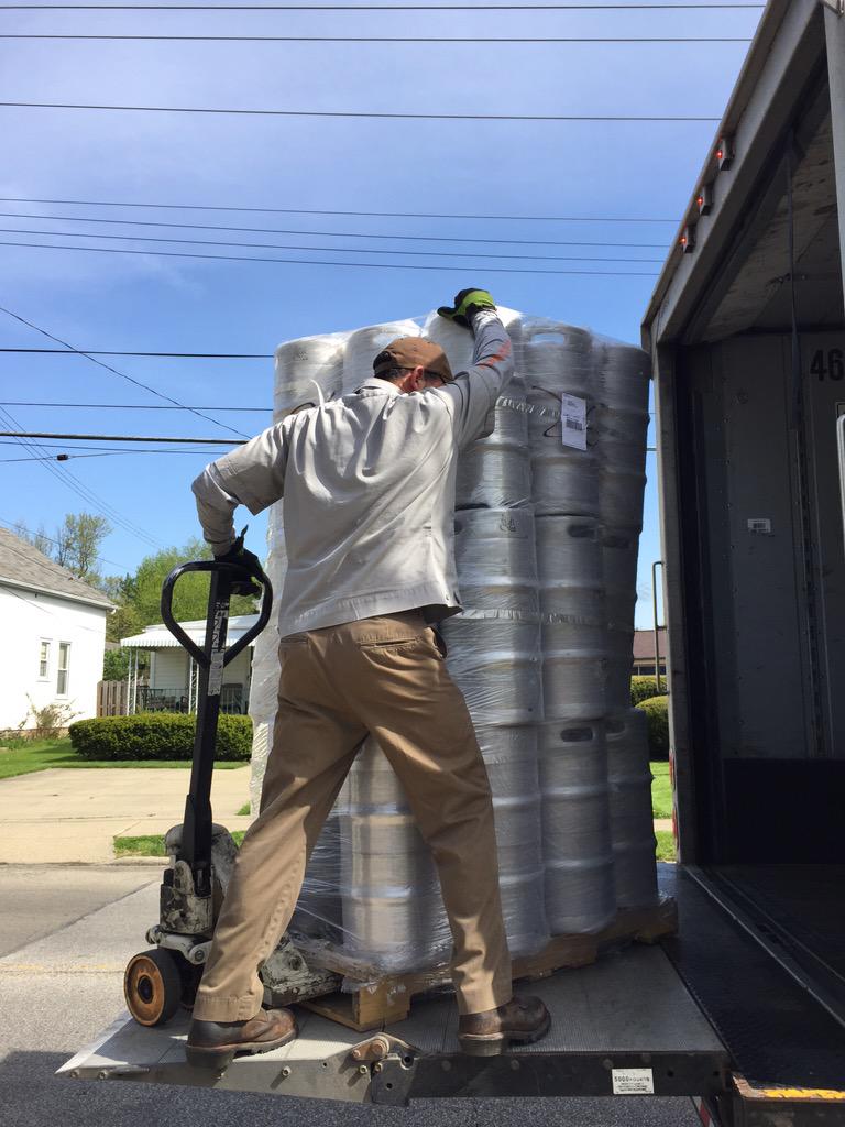 FibBrewing's tweet photo. Today we received our kegs!!! #lotsofmetal http://t.co/2ZHgp8JOlg