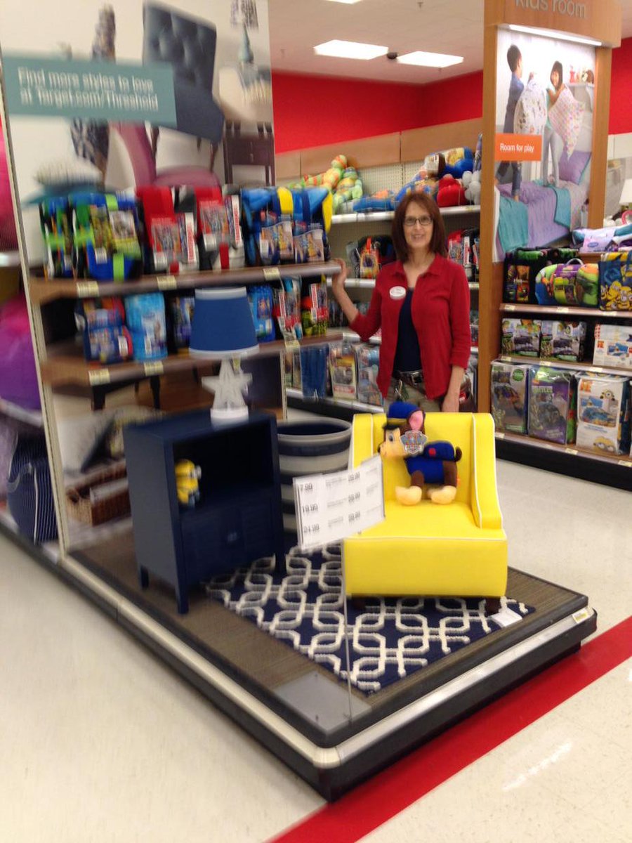 RiBontekoe's tweet photo. Sr Team Lead Teena is on fire with some guest pleasing displays that is selling merchandise here in Traverse City! http://t.co/LUEdDbhHJS