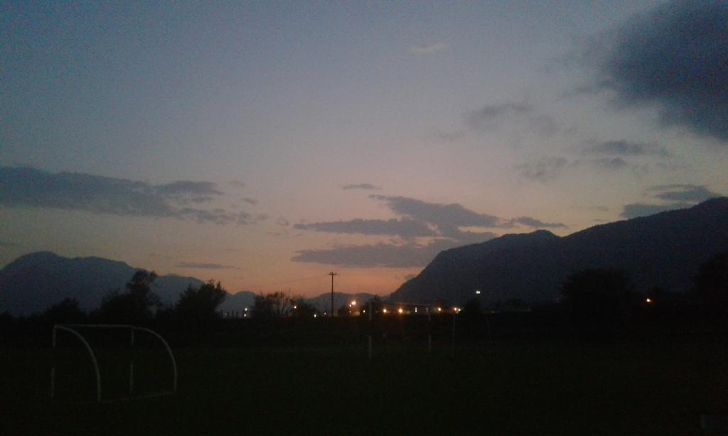 AlisHdez87's tweet photo. #tardesnoches #tyasa #correr http://t.co/tgfaJXdHLp