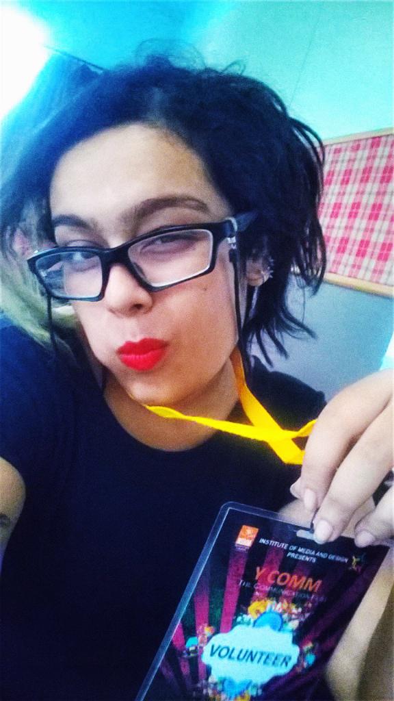 AdrianaHazra's tweet photo. #collegefest #ycomm #schoolspirit #lookwhoscomearound #uselesslylonghashtags http://t.co/CEeIbmExsh