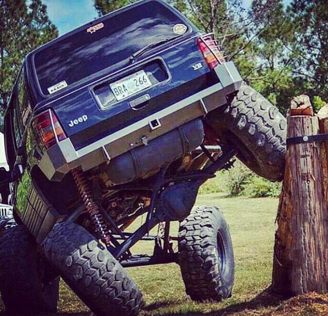 Jeep_Community's tweet photo. Got flex? πͺπ #FlexFriday #JeepCommunity #Jeep #JeepMafia #JeefLife #Wrangler #Cherokee #TGIF http://t.co/Q86i1XS12a