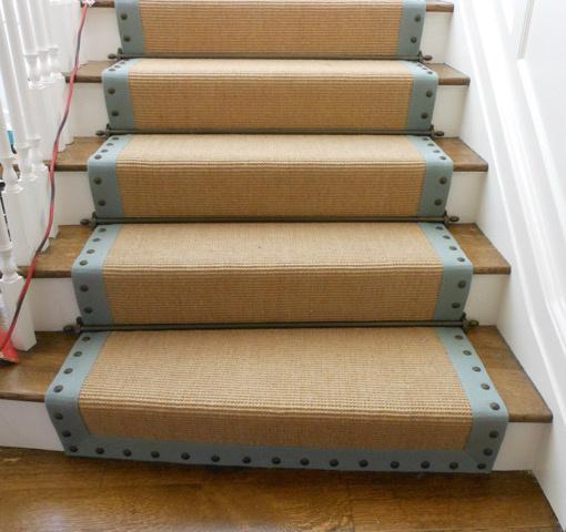 ps...steps with #stairrods and #cartpetnailheads (and extension chord ;-) #superiorcarpetinstallation