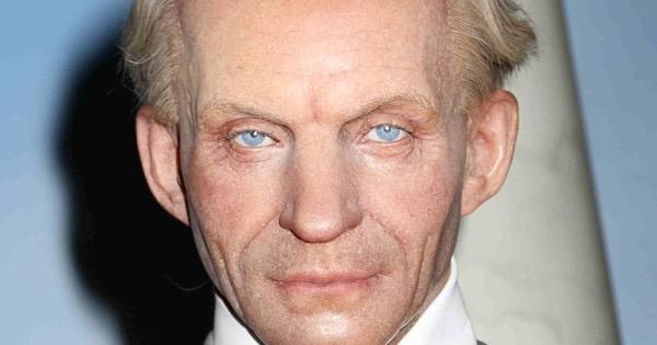 HenryfordLive's tweet photo. My eyes are blue, you look like glue, come work for me, I'll help your family. #CPIDM http://t.co/RKvclGPzoj