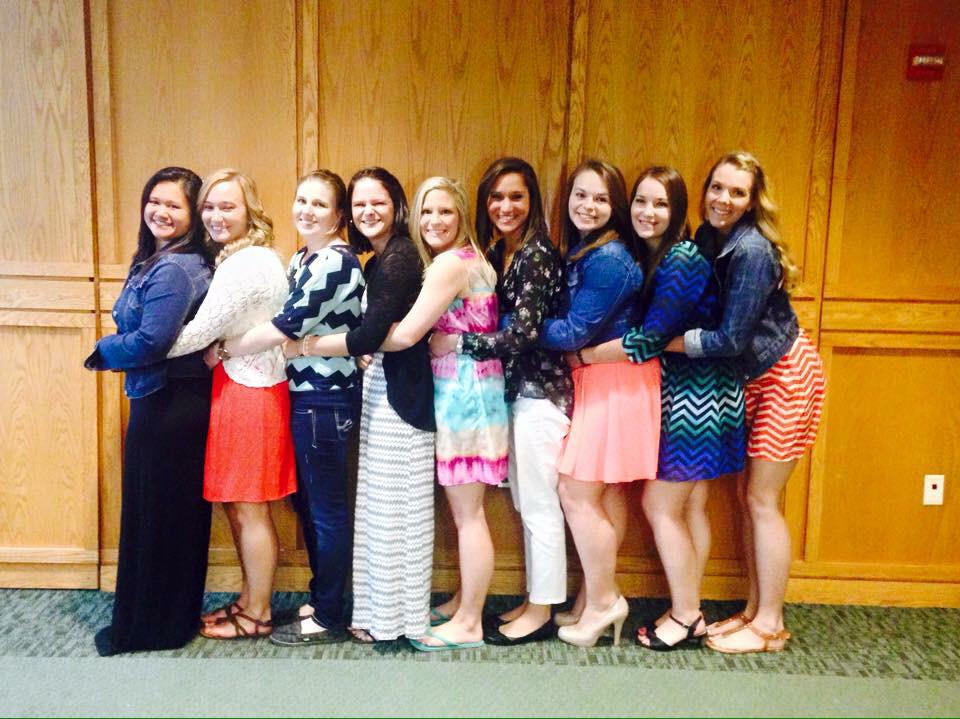 TPAatSFU's tweet photo. Going to miss our seniors! Thanks for everything you did for #ThetaPhiAlpha http://t.co/m85VbKlbtE