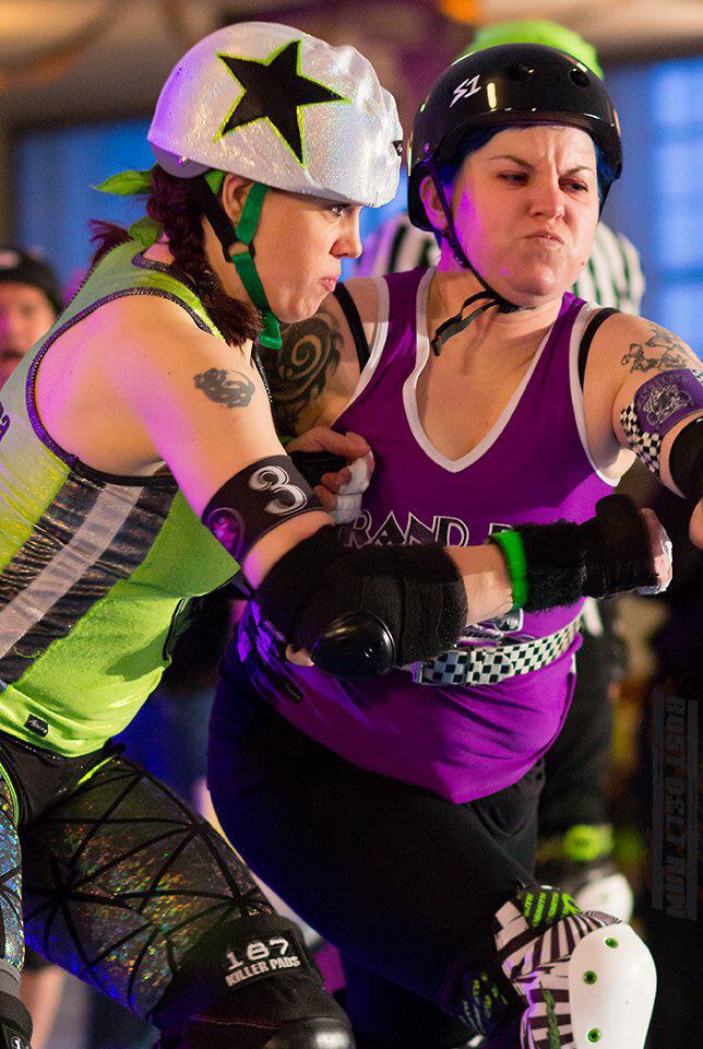 DetroitDerby's tweet image. Happy Birthday to D Funk All Star Roxanna Hardplace! #detroitderbygirls #10yearsofhits  Photo Credit: Lex Dodson