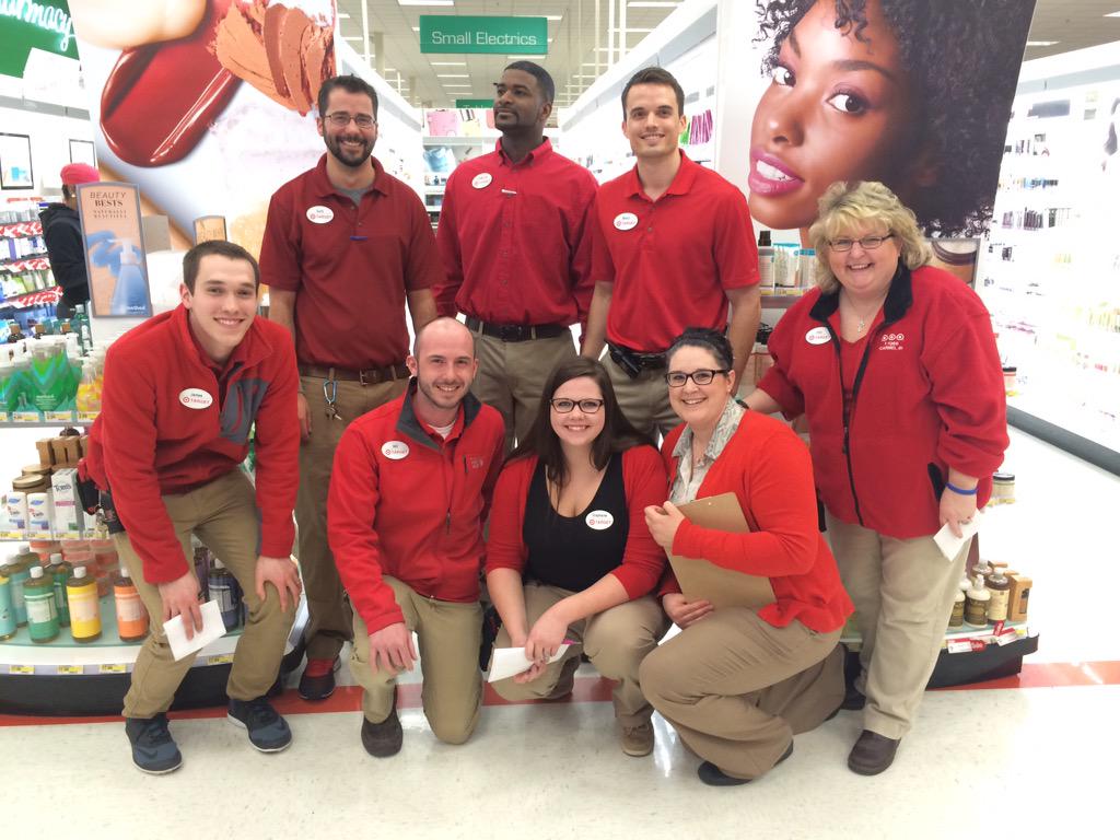 K_Bittey's tweet photo. At 1366 Maybe it's  Maybelline/Maybe it's this team "Making Up" sweet $ALES! http://t.co/0IErkxyg8G