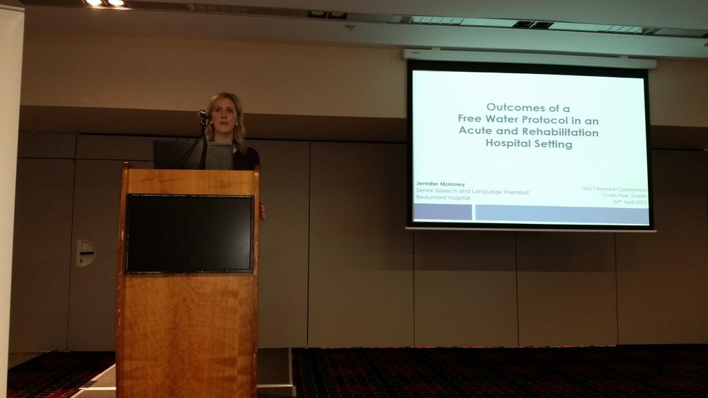iaslt's tweet image. Jennifer Moloney presenting on #Outcomes of a #FreeWaterProtocol in Acute &amp;amp; Rehabilitation Hospital Setting #IASLTCon
