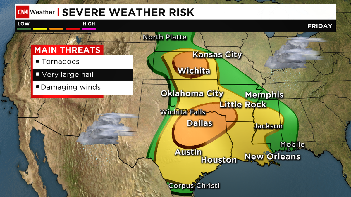 Strong #tornadoes possible today in Texas. Damaging winds/hail, few tornadoes throughout Central and Southern Plains.