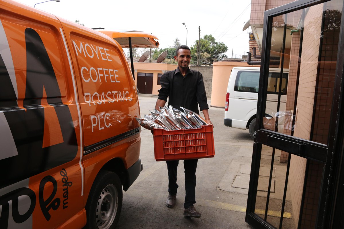 moyeecoffee_et's tweet photo. Another delivery at Bilos Pastry! http://t.co/10Vz8M2D9x