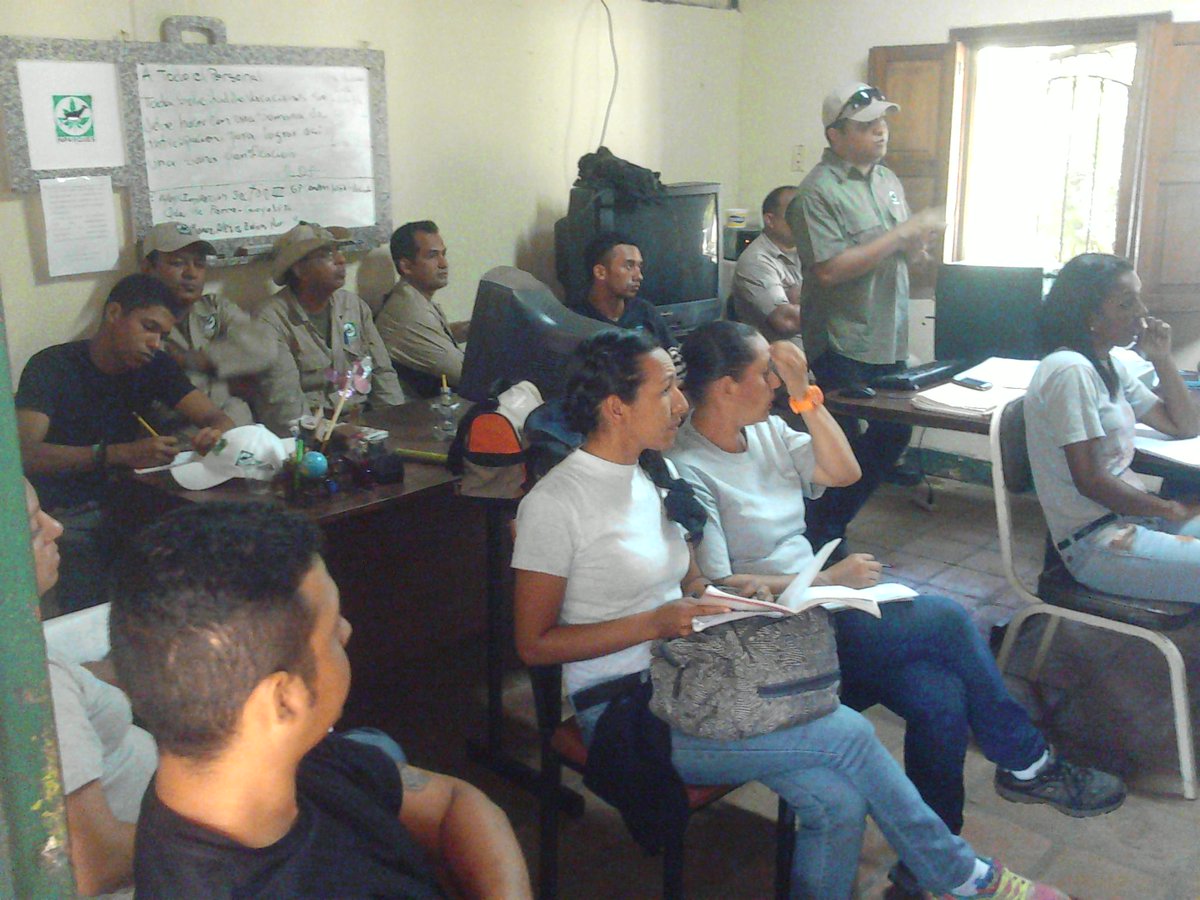 ParquesYaracuy's tweet photo. PROCEDIMIENTOS ADMINISTRATIVOS AUTORIZATORIOS Y PROCEDIMIENTOS ADMINISTARTIVOS SANCIONATORIOS. @inparquesgob http://t.co/N9RgVGKlKl
