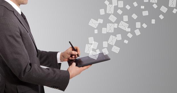 WebsterGIE's tweet photo. How to Write Emails That Will Land You a Job: http://t.co/5Yob5CXDlv http://t.co/Adm9czMUwh