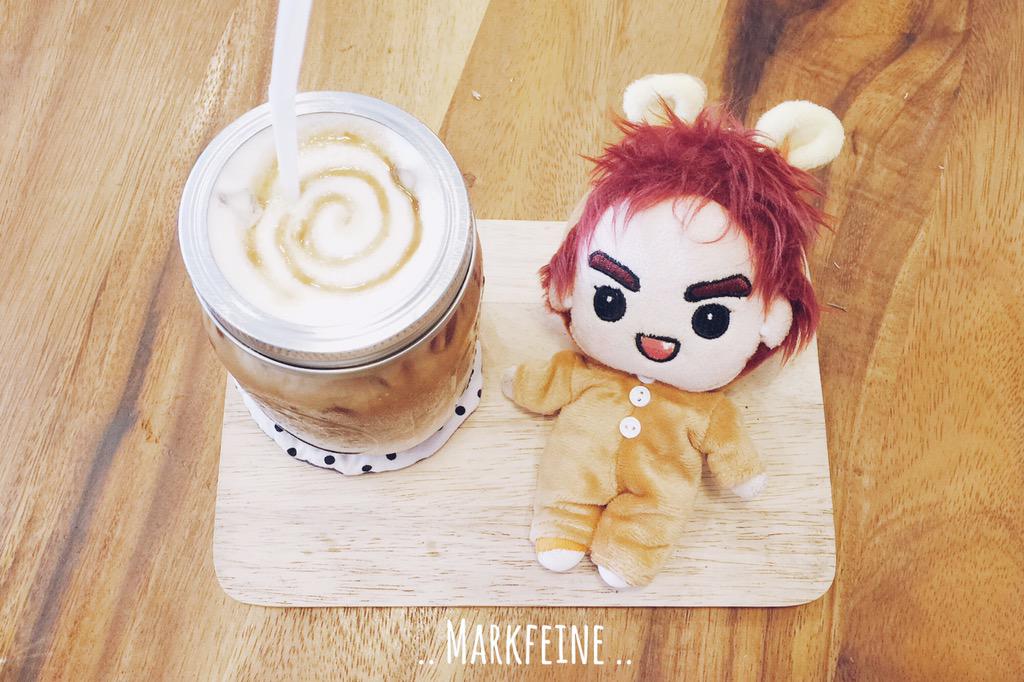moodookdik's tweet photo. The reason why my heart beats so fast and hardly sleep at night  >> #Markfeine #playwithmark #MarkTuan #GOT7DOLL http://t.co/lNSVMY3QgU
