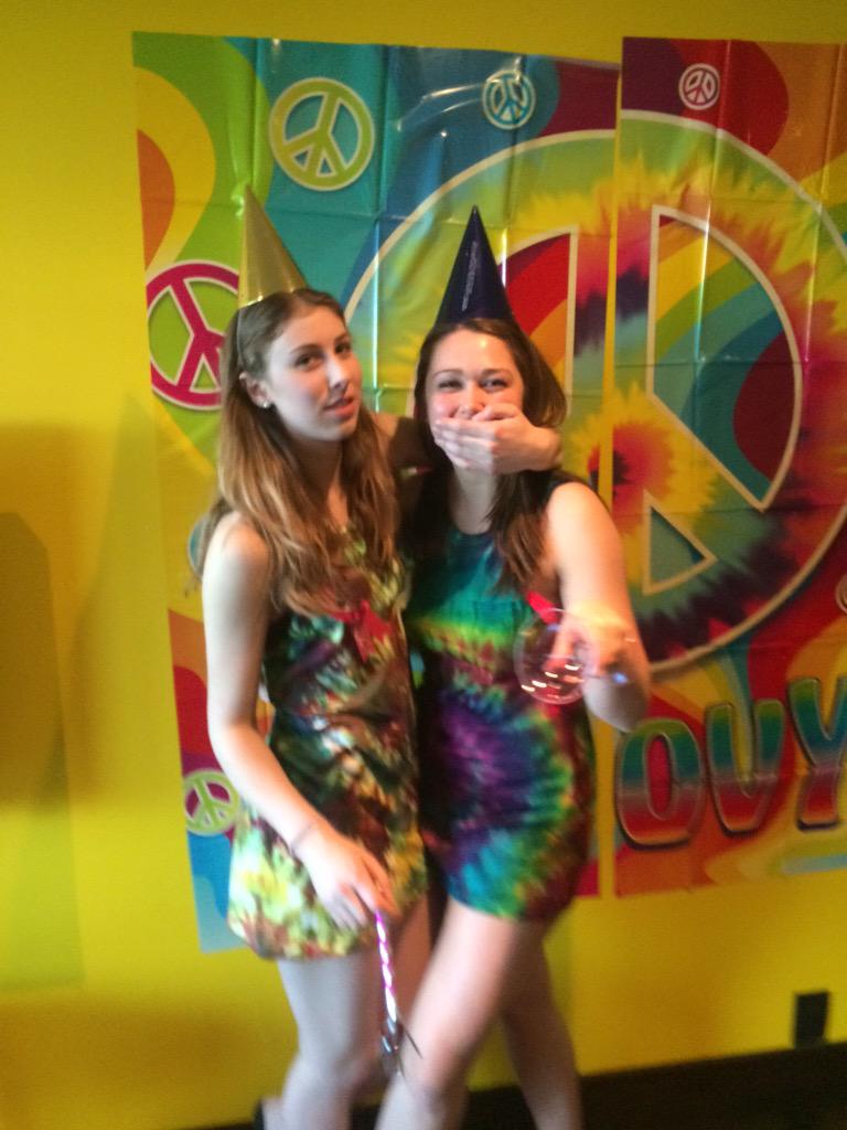 baileyjrobinson's tweet photo. @flynngotts is now 18!!!!!!!!!!!!! So HBD http://t.co/NPHzwQ3eNq