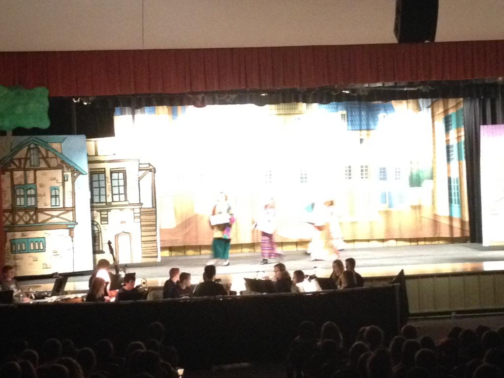 RCHS Media Center tweet media