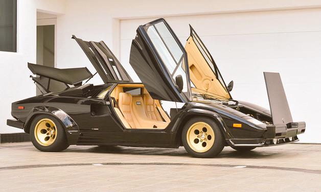CarsAndRpm's tweet photo. #lamborghini #countach #clasico #love #old @Lamborghini @LamborghiniRD http://t.co/x42mJm1qnO