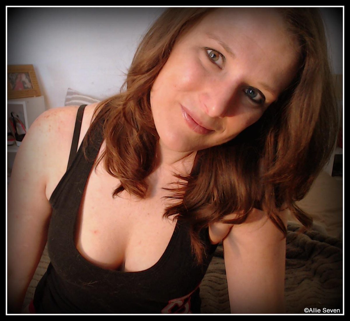 AllieSxxx's tweet photo. My pic for #mgfGOTW http://t.co/Q9IhoQLigo @mygirlfund Retweet to help me win this contest!! http://t.co/ZsMFdmHH39
