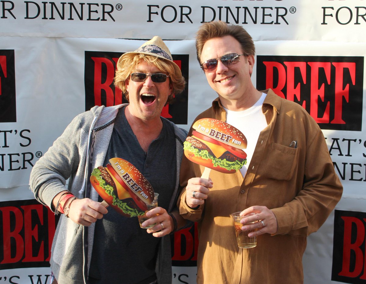 TNBeefCouncil's tweet photo. Check out our photo album from last night's #NLBattleofTheBurger! http://t.co/pldlcXCigK  #Nashville #beef http://t.co/iAbRcXohPV