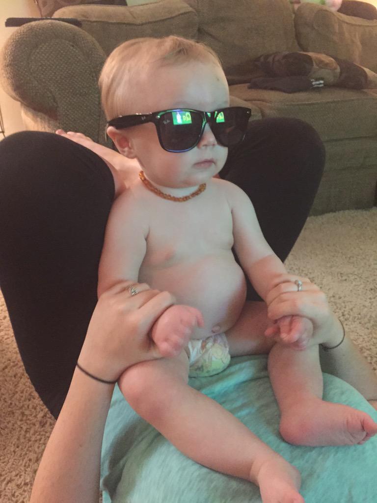 manis_sydney's tweet photo. Just bc he's the cutest thing I have ever seen 😍👶😍 http://t.co/fxrEQ09jQa