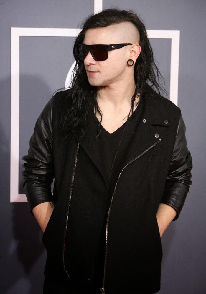 Twitter पर U Tatsuya U Micra Moore やべー Skrillexやwwwもうこれskrillexやー 笑 めっちゃお会いしてみたいです いつかお会い出来る機会があったら是非2ショットをら