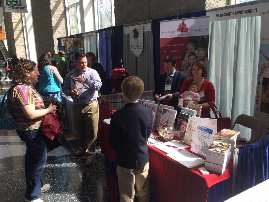 MAFamilyInst's tweet photo. Come visit us at our booth, and enter a raffle to win a prize bag! #MassHOPE @MassHOPE #mapoli http://t.co/saoT9ZsOHM