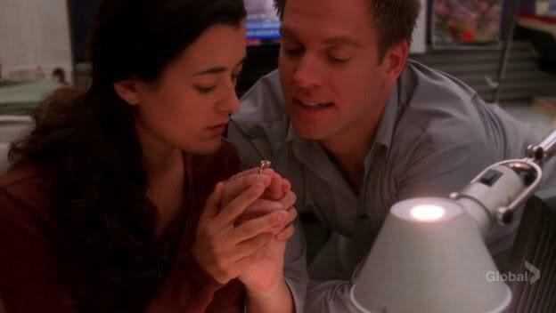 LadyMris's tweet photo. Needed a lil Tiva! #ncis http://t.co/WIU2I4TLLA
