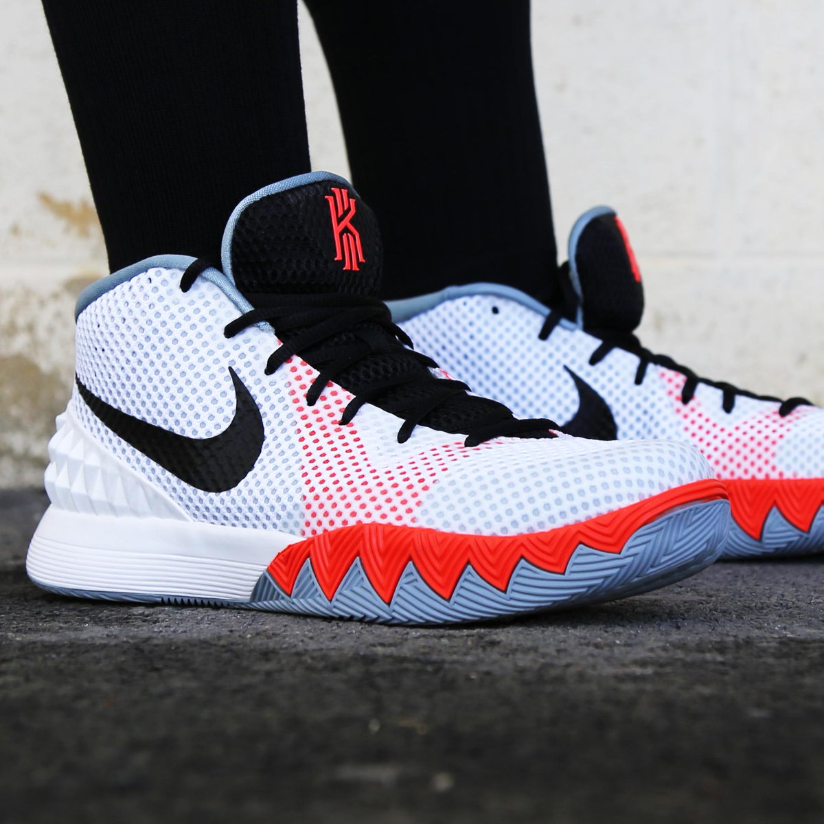 kyrie 1 infrared