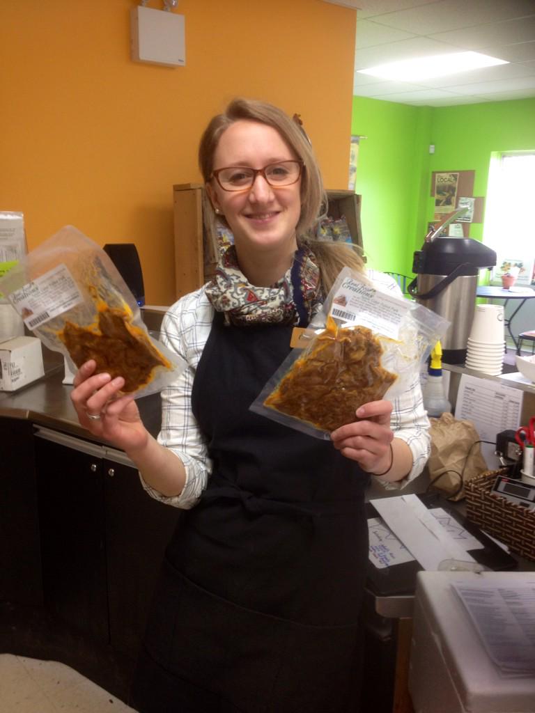 realfoodsBev's tweet photo. @realfoodsfreddy #AppleCiderPulledPork #KitchenCreation ready Claire is #stocking http://t.co/iPw8AGcLBN